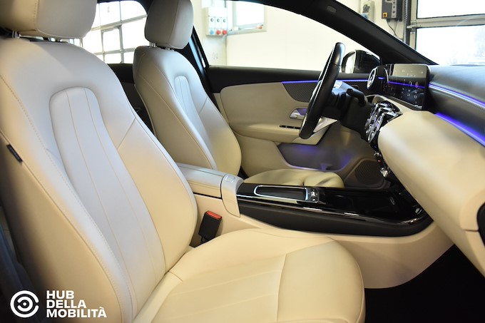 MERCEDES-BENZ A 200 d Automatic Progressive Advanced Plus